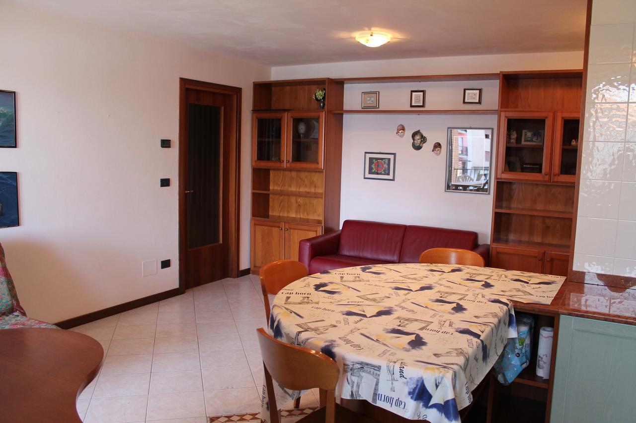 Isola Del Sole Apartment Grado Exterior photo
